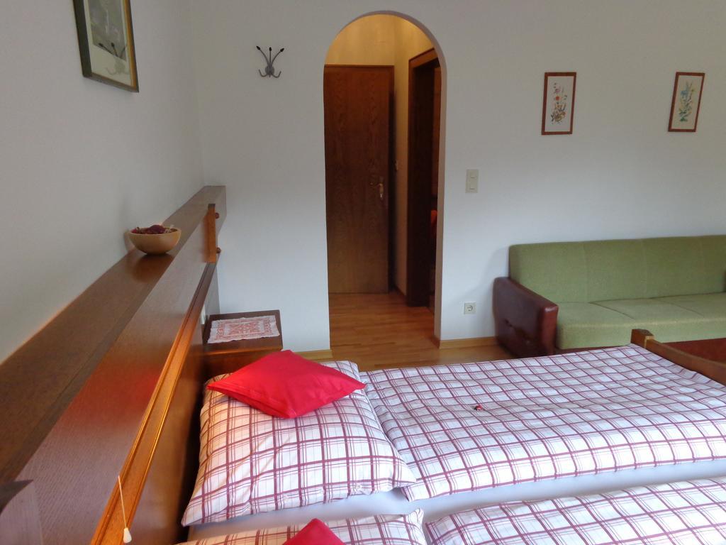 Haus Helga Hotel Unken Quarto foto