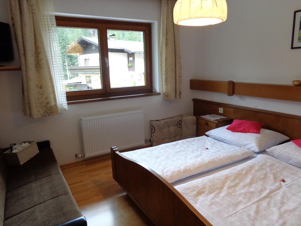 Haus Helga Hotel Unken Quarto foto