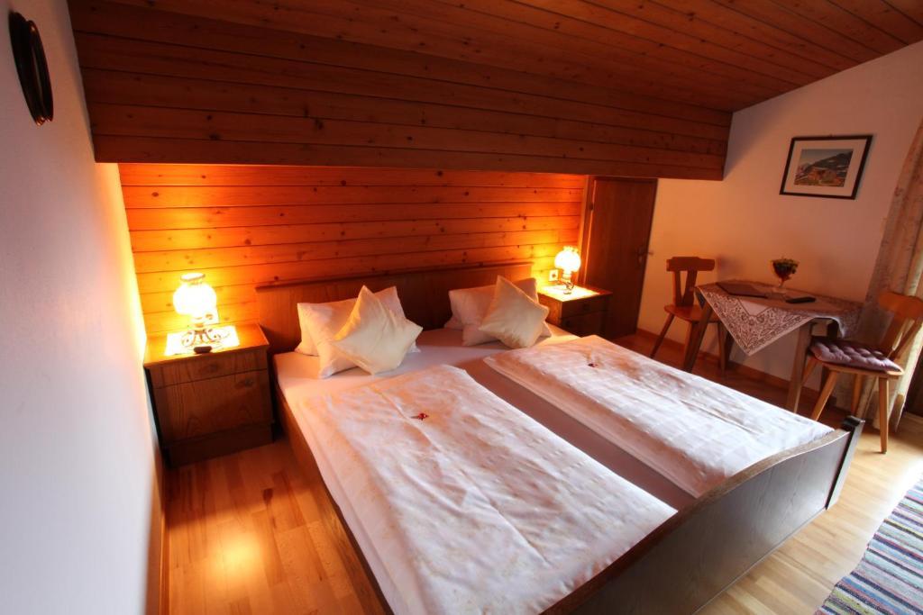 Haus Helga Hotel Unken Quarto foto