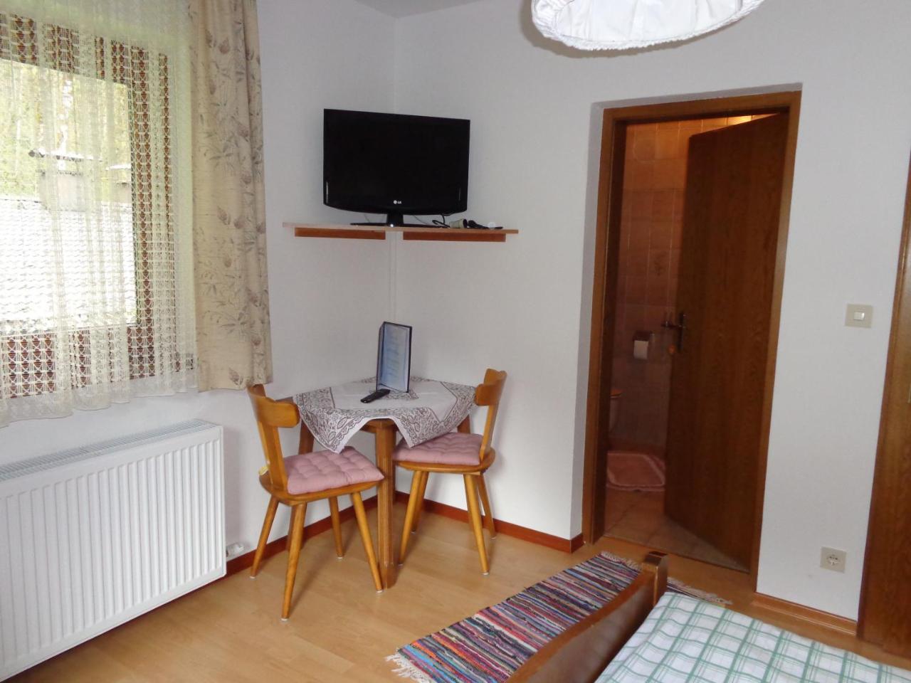 Haus Helga Hotel Unken Quarto foto